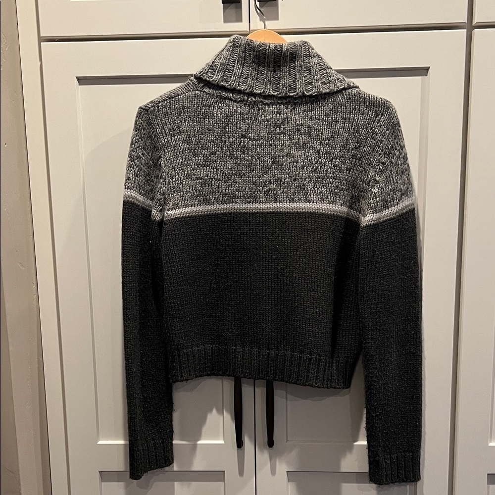 Charcoal Grey Black Turtleneck Sweater Size M - Picture 4 of 8